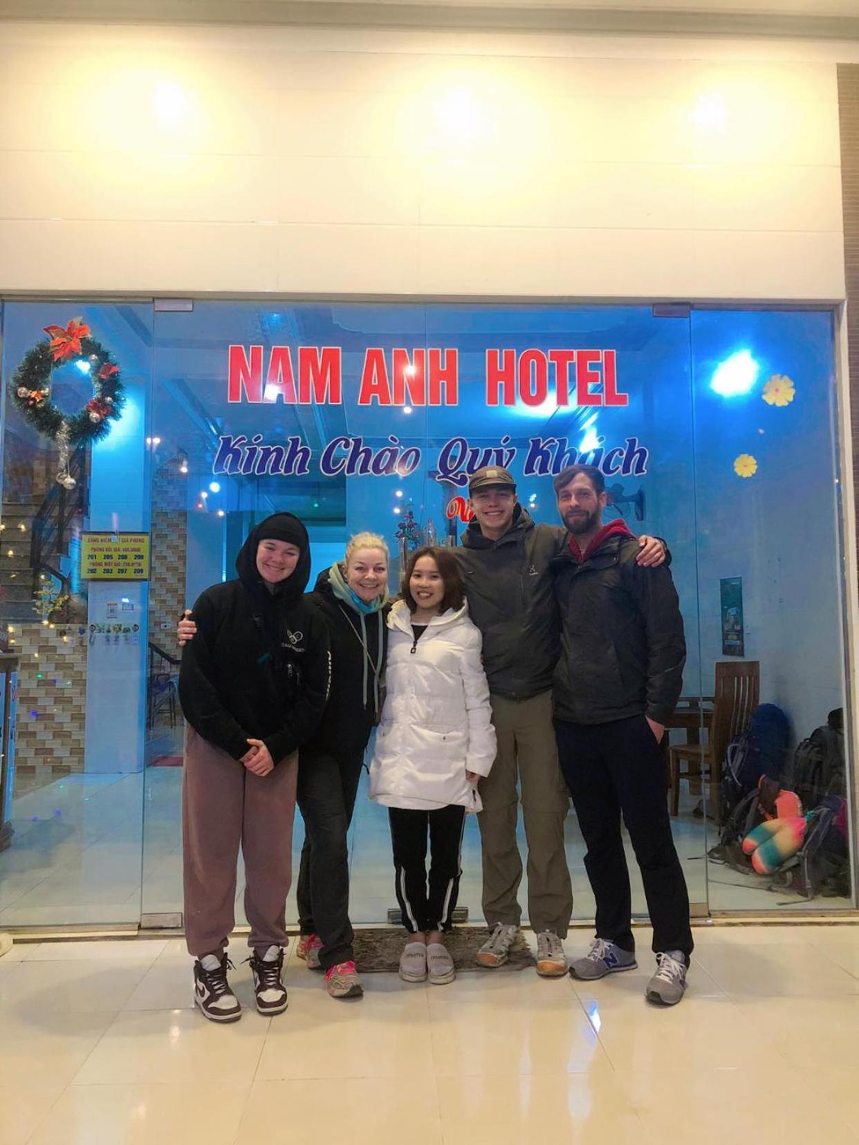 Nam Anh Hotel Φονγκ Να Εξωτερικό φωτογραφία