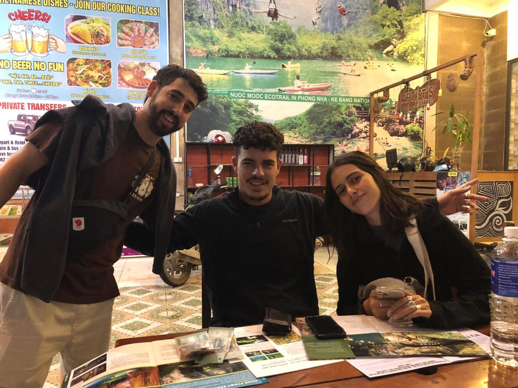 Nam Anh Hotel Φονγκ Να Εξωτερικό φωτογραφία
